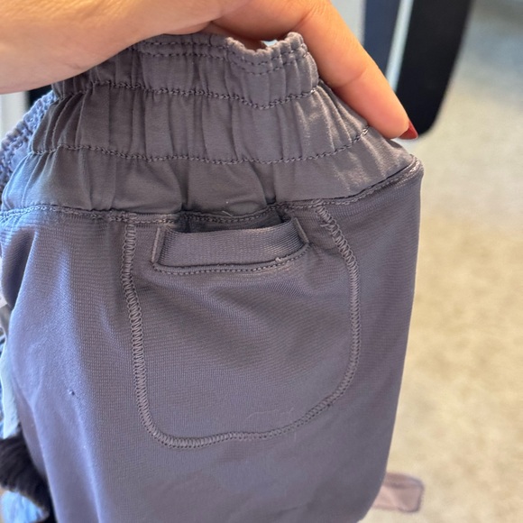 Lululemon Hotty Hot Low Rise Shorts 2.5” - Picture 6 of 6